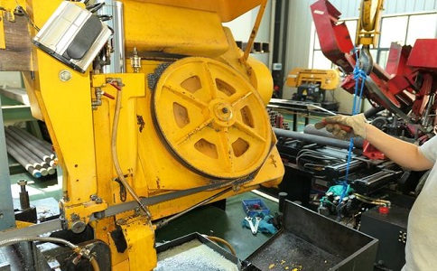 横栏镇金属带锯床的日常使用和保养注意事项！