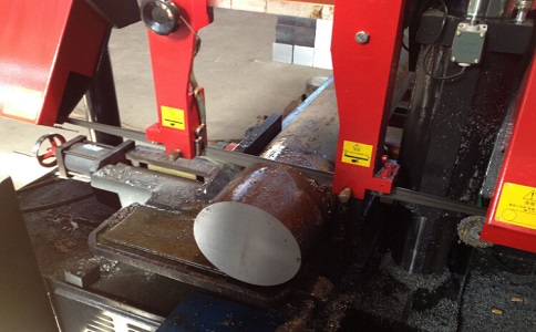 横栏镇卧式带锯床加工时出现明显振荡如何排查？